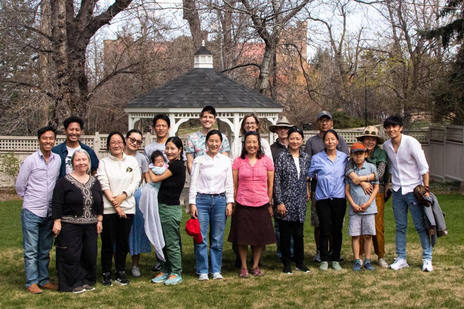 THI Lunch Symposium with Tibetan Women Writers - Group Photo