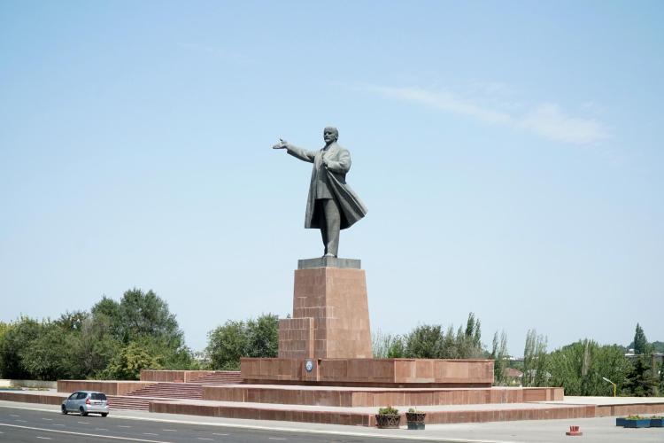 Lenin statue in Osh, Kyrgyzstan