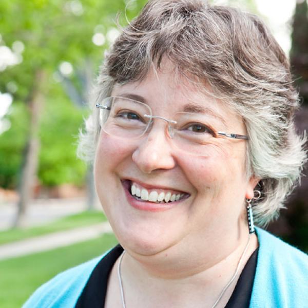 Nicole Jobin Headshot