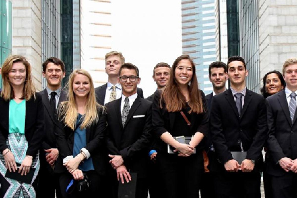 Honors students from the Leeds honors and scholars program