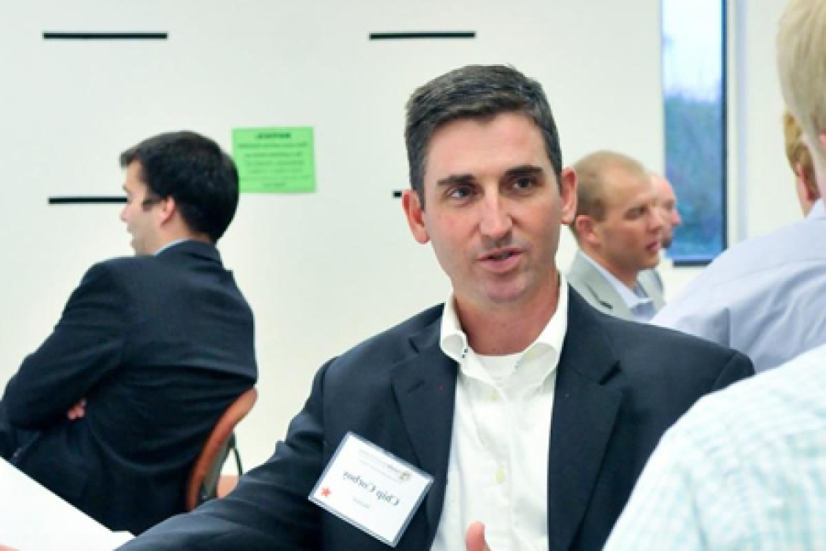 Students and mentors meeting during an event