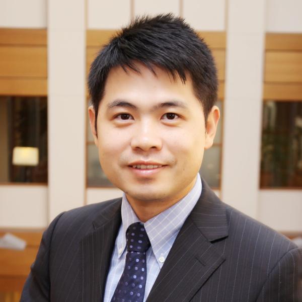 Rui Zhang Associate Professor and Faculty Director of MS in Business Analytics