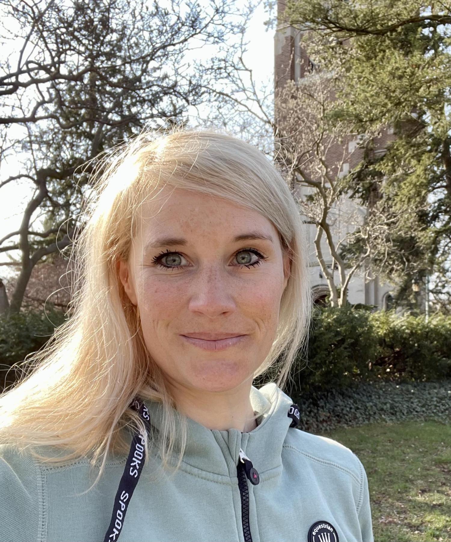 Johanna Jauernig Headshot