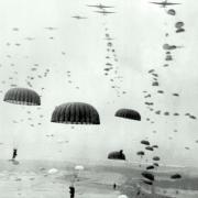 soldiers parachuting