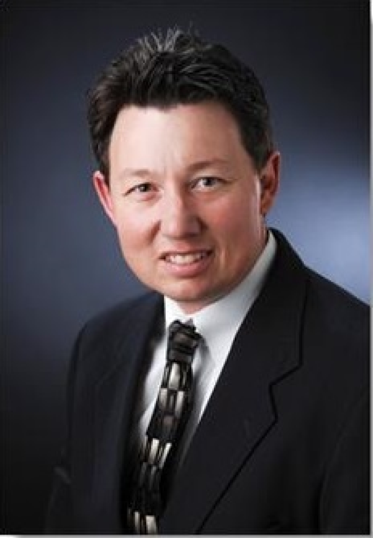 Chris Zeller Headshot