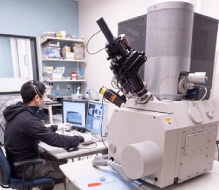 A student working in the COSINC lab