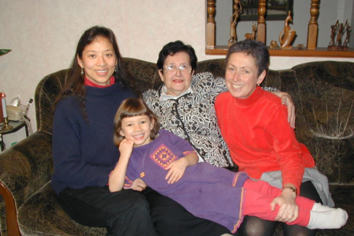 Radzihovsky girls on New Year's Eve (Dec. 2001).