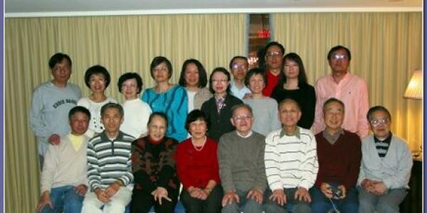 First generation relatives in Las Vegas (Dec. 2002).​