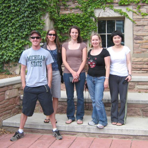 Past group of Pardi lab on campus