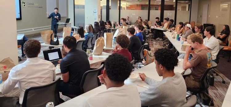 students at startup summer