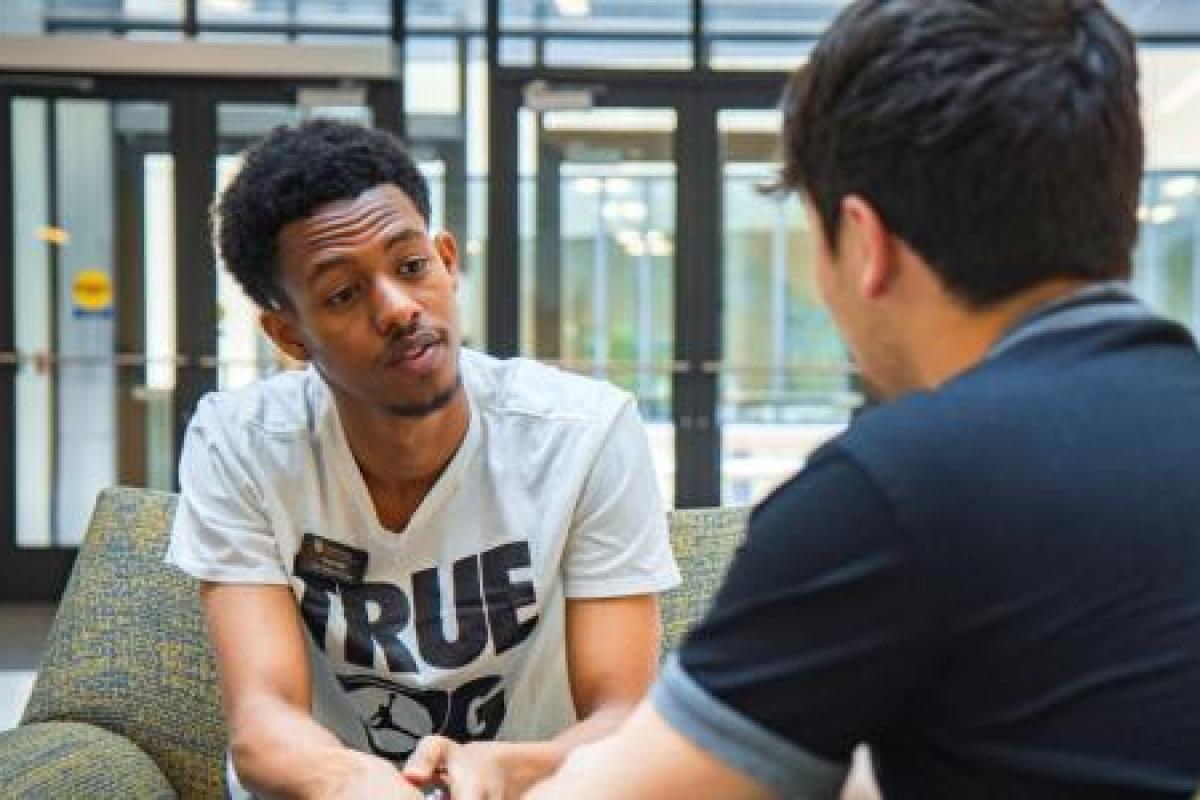 student mentoring other student