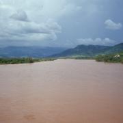 Rio Verde River shown with sediment after highlands monsoon. / El río lleno de sedimento después de un monzón en los altos.