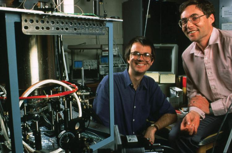 Eric Cornell and Carl Wieman in the lab