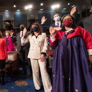 Members of the United States' 11th Congress are sworn in at the Capitol